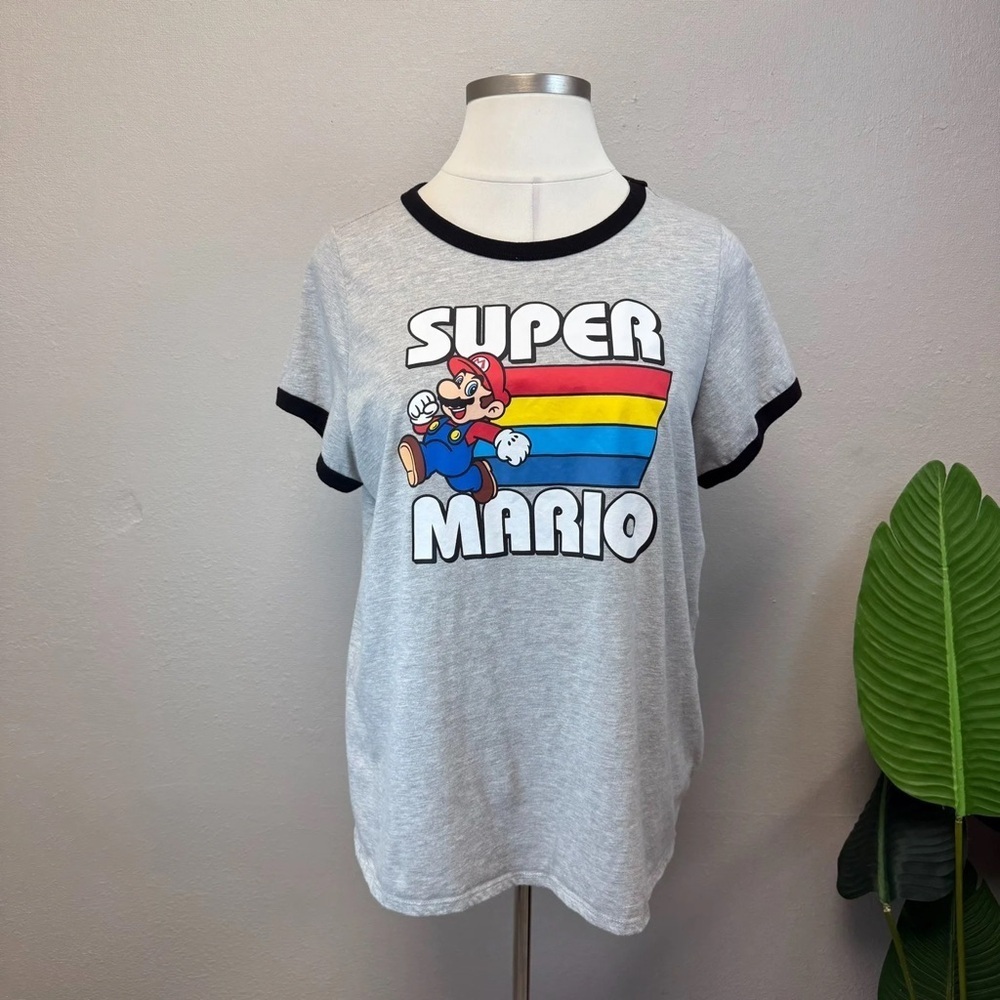 Torrid Light Grey Super Mario Classic Fit Crew Tee Shirt - Size 22 (3)